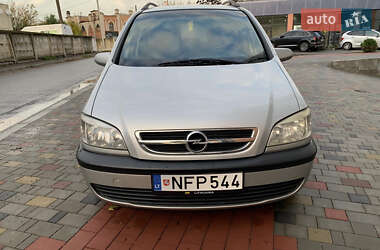 Минивэн Opel Zafira 2001 в Луцке