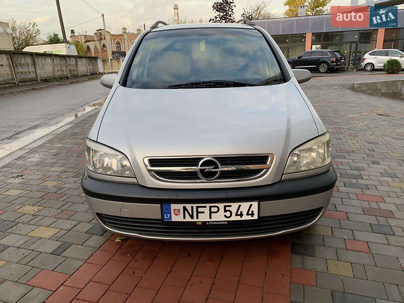 Opel Zafira 2001