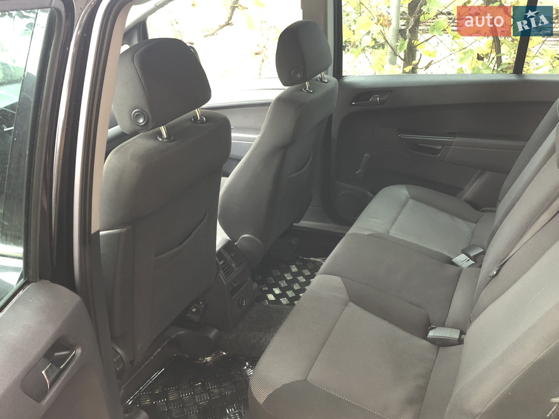 2011 Opel Zafira - мініатюра 11