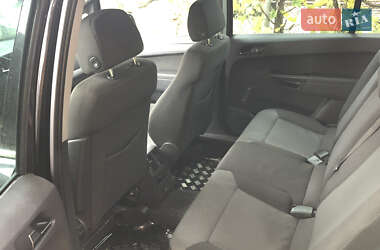 Мінівен Opel Zafira 2011 в  фото 11 Мінівен Opel Zafira 2011 в