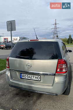 Минивэн Opel Zafira 2006 в Мукачево