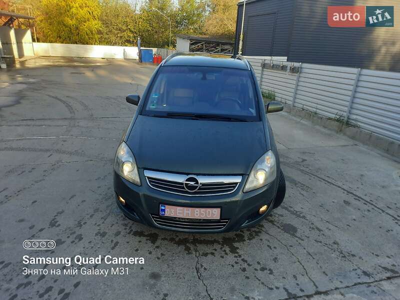Мінівен Opel Zafira 2009 в Бориславі