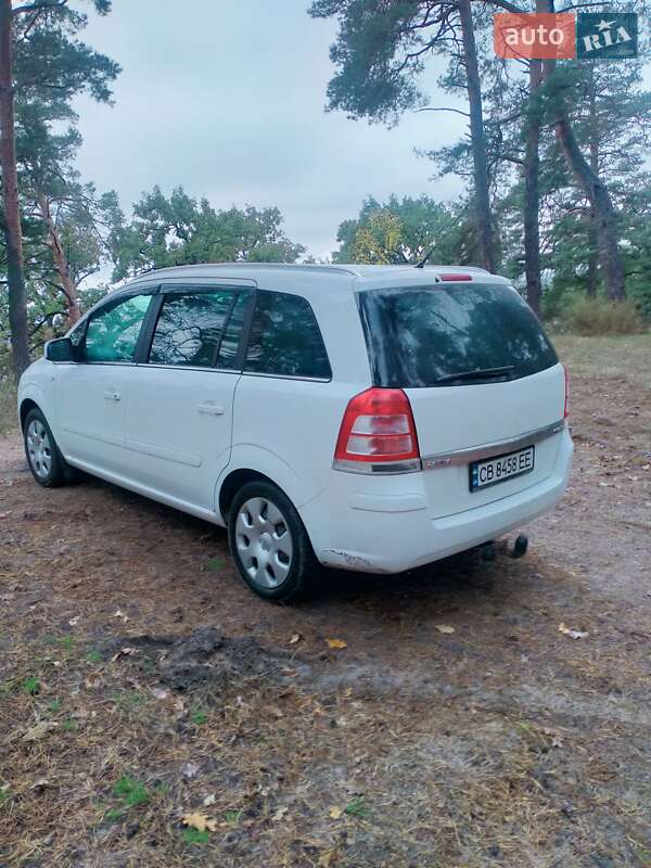 Минивэн Opel Zafira 2011 в Чернигове фото 9 Минивэн Opel Zafira 2011 в Чернигове