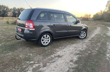 Мінівен Opel Zafira 2011 в Чернігові