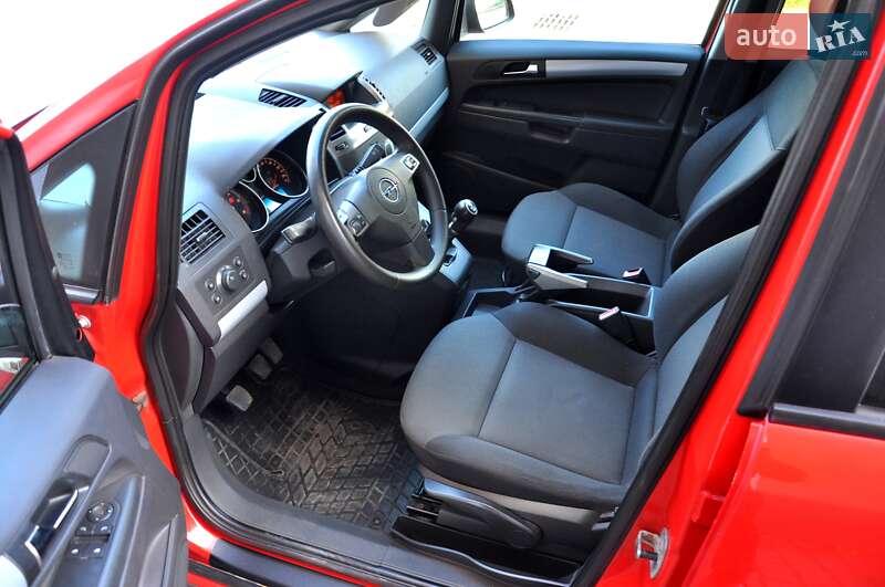 Минивэн Opel Zafira 2006 в Львове