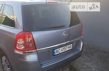 Мінівен Opel Zafira 2010 в Луцьку