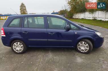 Минивэн Opel Zafira 2011 в Звягеле