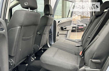 Минивэн Opel Zafira 2006 в Харькове