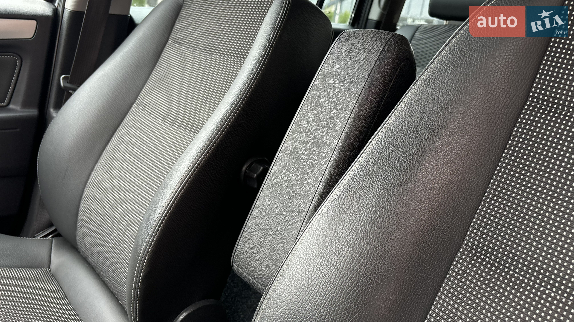 2010 Opel Zafira - мініатюра 61