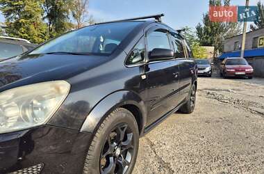 Минивэн Opel Zafira 2008 в 