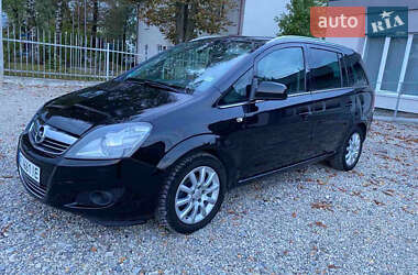 Мінівен Opel Zafira 2010 в Надвірній