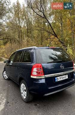 Opel Zafira 2011