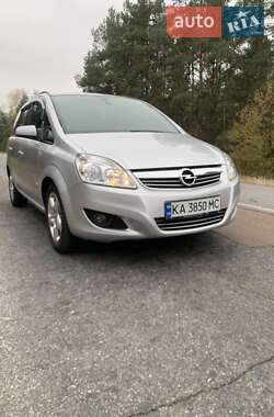 Opel Zafira 2008