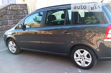 Минивэн Opel Zafira 2012 в Желтых Водах