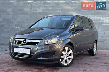 Мікровен Opel Zafira 2012 в Рівному