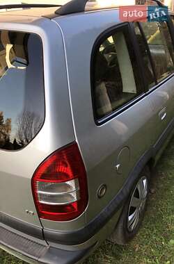 Мінівен Opel Zafira 2004 в 