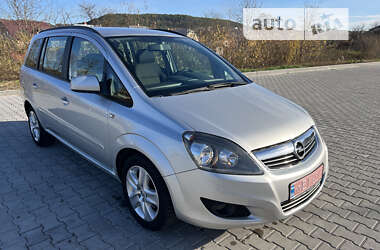 Opel Zafira 2013