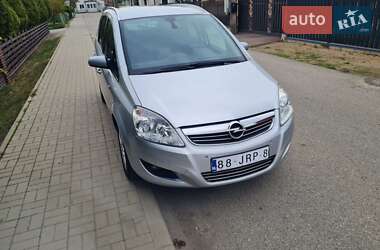 Мінівен Opel Zafira 2009 в Полтаві