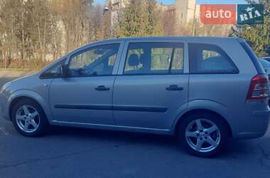 Мінівен Opel Zafira 2009 в Хмельницькому