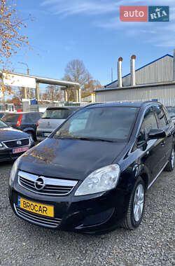 Мінівен Opel Zafira 2010 в Луцьку