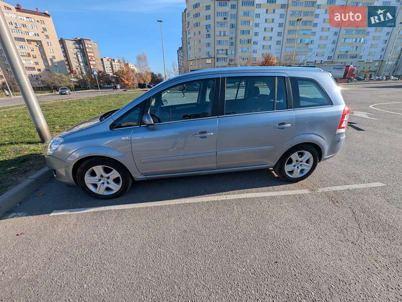 Opel Zafira 2009