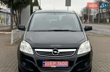 Минивэн Opel Zafira 2010 в Ровно