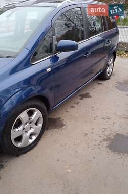 Минивэн Opel Zafira 2007 в Луцке