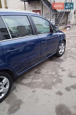 Минивэн Opel Zafira 2007 в Луцке