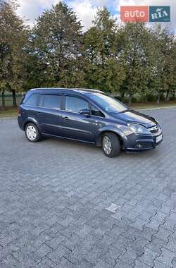 Минивэн Opel Zafira 2006 в 