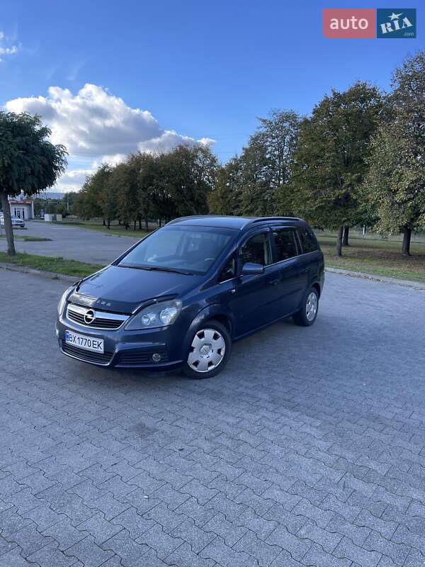 Минивэн Opel Zafira 2006 в 