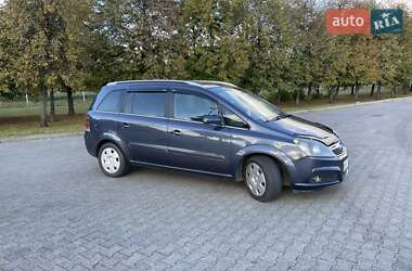 Минивэн Opel Zafira 2006 в 