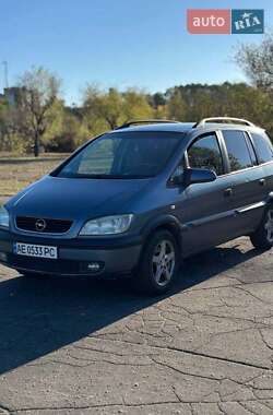 Минивэн Opel Zafira 2000 в Запорожье