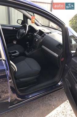 Минивэн Opel Zafira 2006 в 