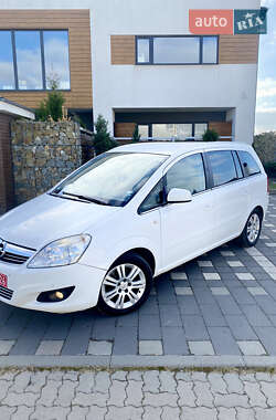 Opel Zafira 2010