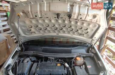Минивэн Opel Zafira 2006 в 