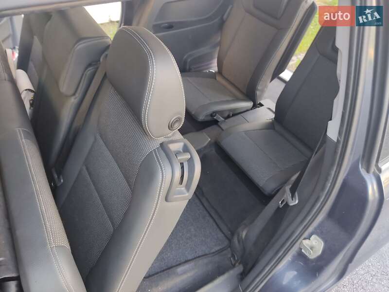 Минивэн Opel Zafira 2008 в Луцке