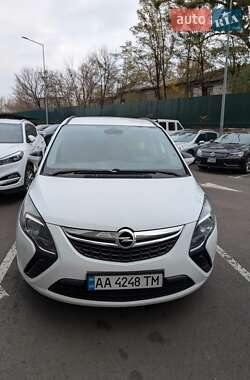 Мінівен Opel Zafira 2013 в Києві