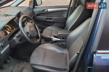 Минивэн Opel Zafira 2011 в Львове