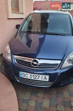 Opel Zafira 2011