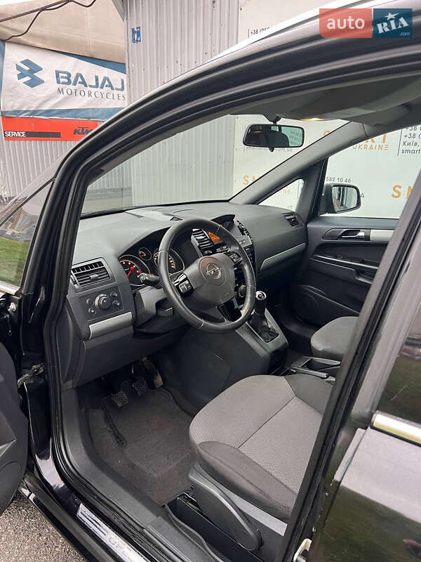 Минивэн Opel Zafira 2012 в Киеве фото 14 Минивэн Opel Zafira 2012 в Киеве