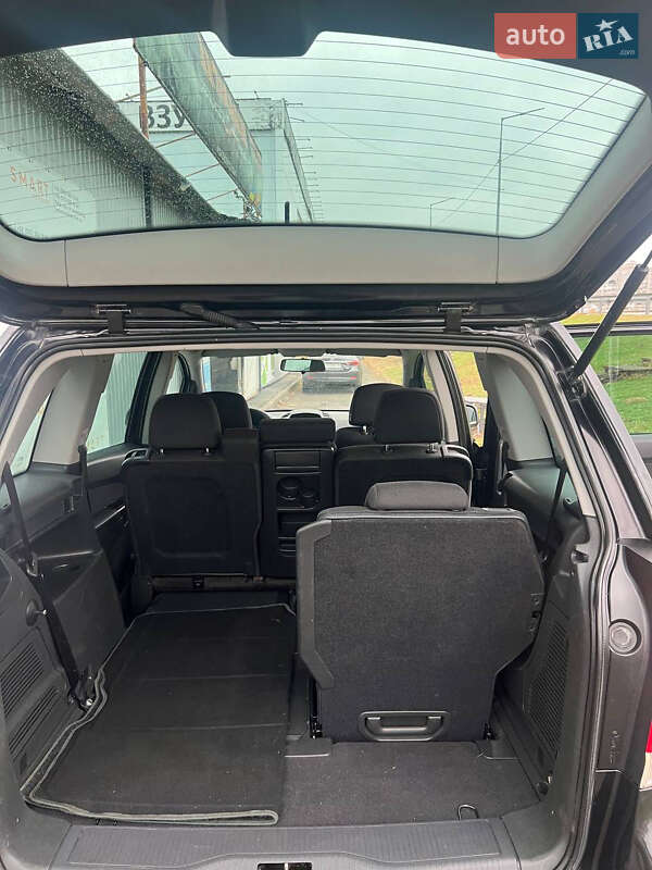 Минивэн Opel Zafira 2012 в Киеве фото 44 Минивэн Opel Zafira 2012 в Киеве