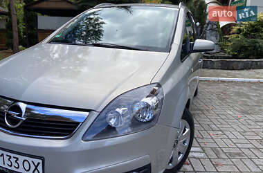 Минивэн Opel Zafira 2007 в Дрогобыче