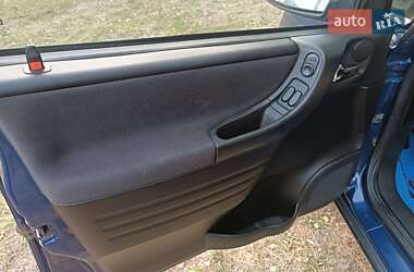 Минивэн Opel Zafira 2004 в 