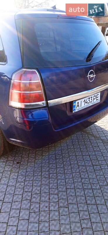 Минивэн Opel Zafira 2005 в Полтаве