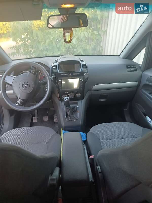 Мінівен Opel Zafira 2010 в Краматорську фото 6 Мінівен Opel Zafira 2010 в Краматорську