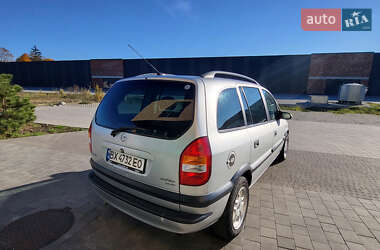 Мінівен Opel Zafira 2001 в Хмельницькому