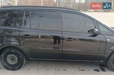 Минивэн Opel Zafira 2005 в Запорожье
