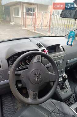 Минивэн Opel Zafira 2007 в Бучаче