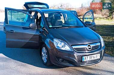 Мінівен Opel Zafira 2012 в Калуші