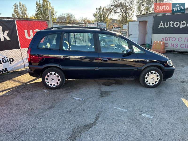 Мінівен Opel Zafira 2003 в Запоріжжі